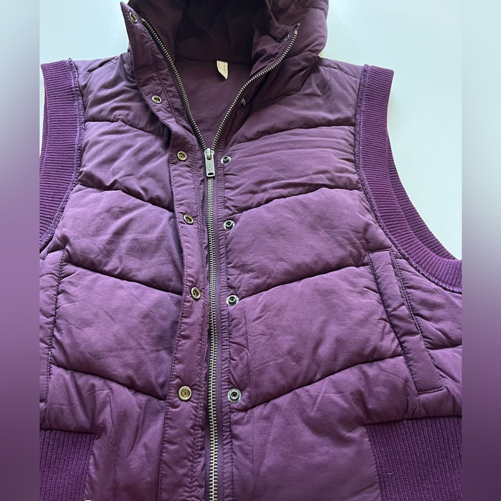 FP Movement by Free People Nature Seeker Puffer Vest -Size S - Picture 12 of 13